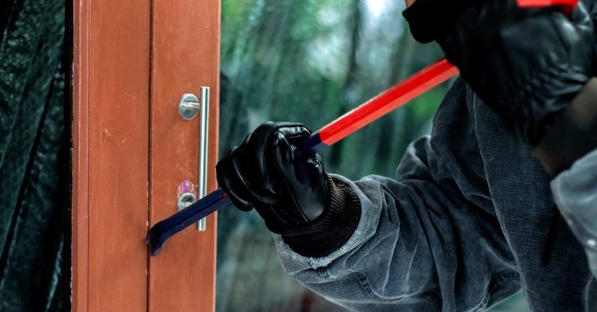 Policía desmantela en Los Frailes banda que se dedicaba a realizar roturas en casas y negocios en hora de la madrugada