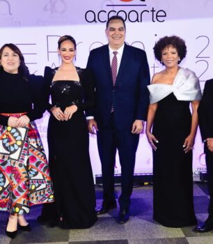 Acroarte celebra con éxito la XIII entrega del Premio al Mérito Periodístico 2024
