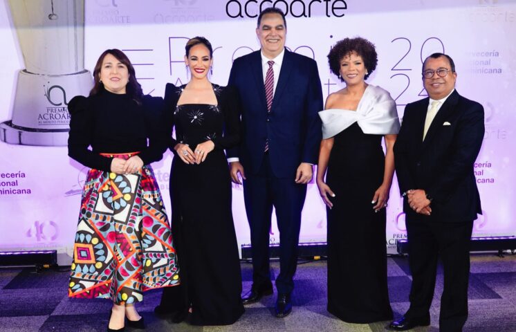Acroarte celebra con éxito la XIII entrega del Premio al Mérito Periodístico 2024