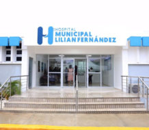 Enfermeras detienen labores durante ocho horas en hospital de Navarrete, Santiago
