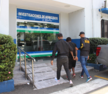 Tras ser perseguido por la PN, prófugo decide entregarse por muerte de hombre en Boca Chica