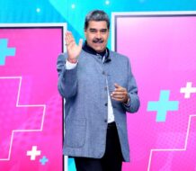 Nicolás Maduro asegura que Venezuela «no necesita» licencias para «crecer y desarrollarse»