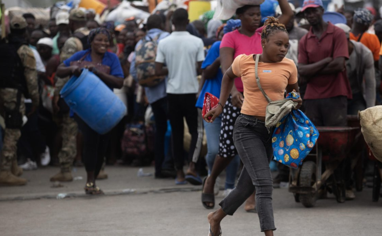 Haitianos en suelo dominicano confían más en la providencia que en política ante la crisis