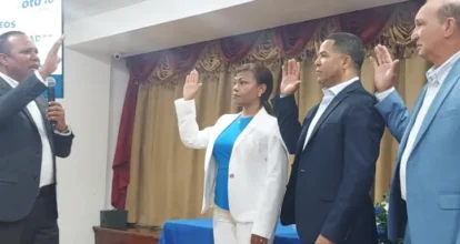 Presidente de País Posible proclama tres candidatos a diputados de Ultramar