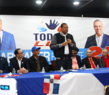 Eddy Alcántara llama a dominicanos en el exterior votar masivamente por Abinader