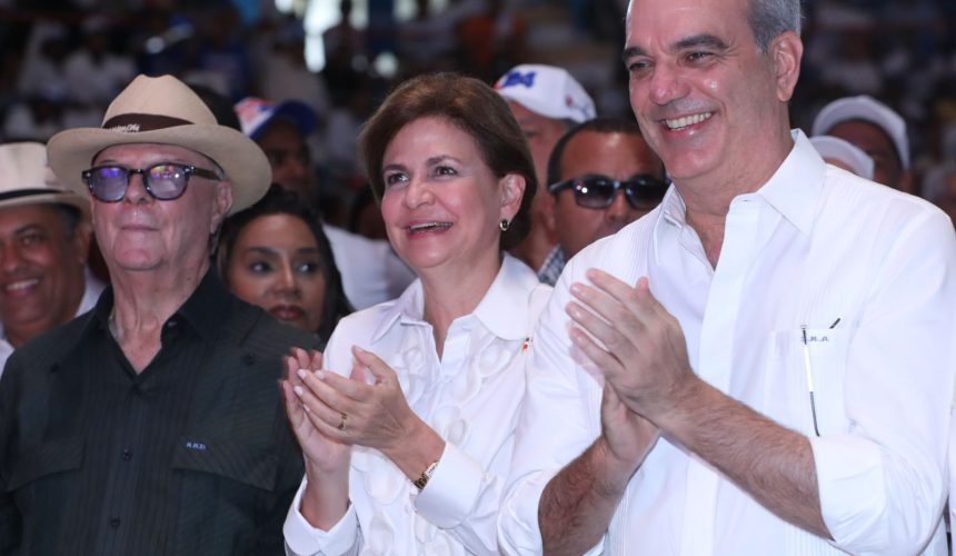 Abinader: El 19 de mayo habrá un plebiscito para profundizar el cambio