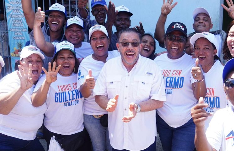 Guillermo Moreno ganaría senaduría del DN, según firma encuestadora Datincorp