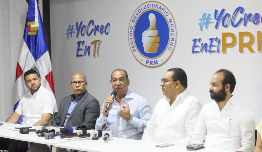 Delegación del PRM viaja a EE.UU. para trabajar con equipos electorales