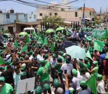 Leonel Fernández encabeza otra marcha-caravana en San Pedro de Macorís