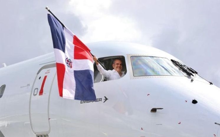 Abinader busca modificar Ley de Aviación Civil con millonarias multas y regulaciones