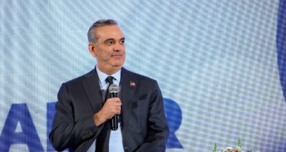 Luis Abinader proyecta economía de RD podría duplicarse en 12 años