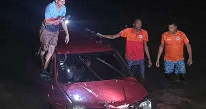 Yipeta cae al océano en malecón de Puerto Plata; ocupantes resultan heridos