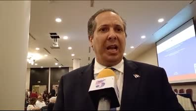 Ministro Salud considera que la mayor parte de las demandas del CMD deben darse tras elecciones