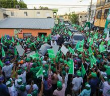 Leonel moviliza miles de simpatizantes en Puerto Plata y asegura que con RescateRD 