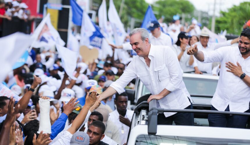 Abinader finaliza recorrido fin de semana este domingo con concentración en Ocoa y marchas caravanas, en Bani y SC
