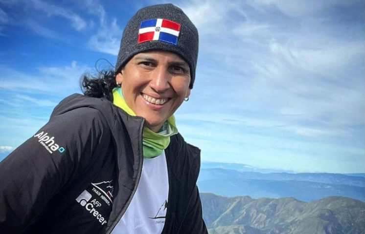 Thais Herrera, la primera dominicana en conquistar el Everest