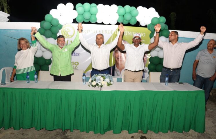 Partido Verde juramenta a Franklin Ferreras y garantiza triunfo arrollador de Abinader en SDN