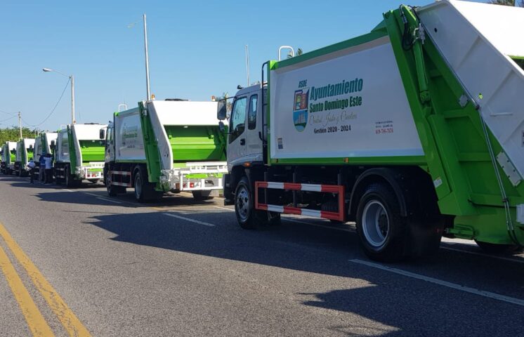 Aclaran nueva gestión Ayuntamiento SDE recibió camiones y volteos en buenas condiciones