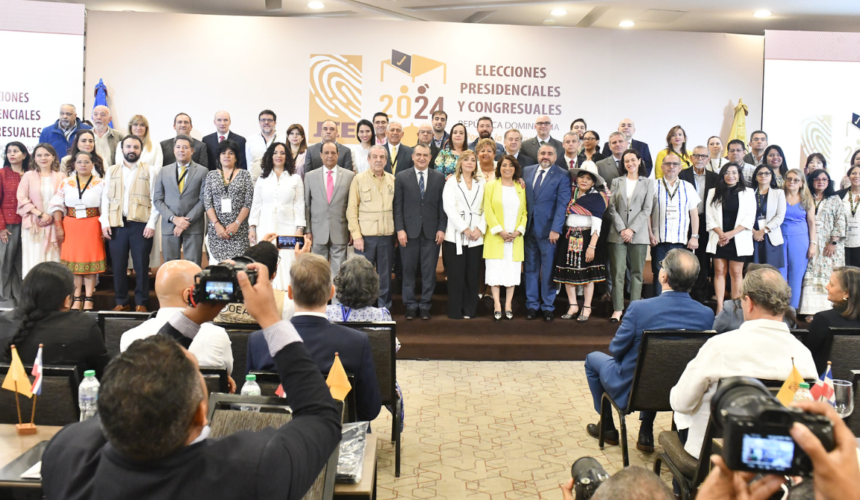 JCE oficializa la observación electoral internacional de cara a elecciones con ciclo de conferencias