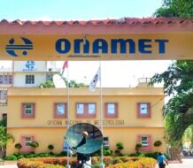 Domingo con altas temperaturas, menos lluvias y alerta contra inundaciones