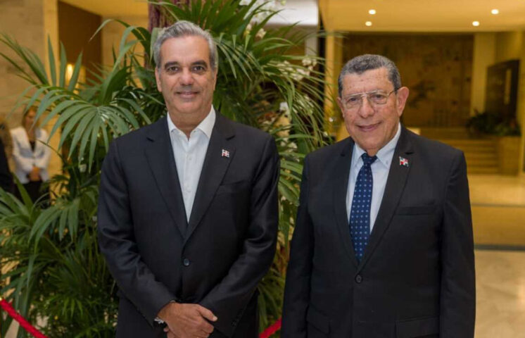 Luis Abinader inicia su visita oficial a Portugal