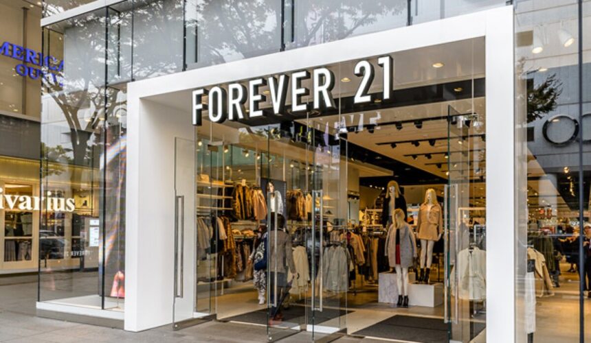 Forever 21 cierra su tienda en Ágora Mall