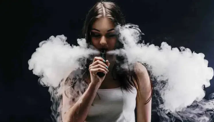 Entidades advierten sobre impacto en salud del uso cigarrillos electrónicos en jóvenes