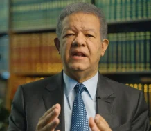 Leonel dice que tarjeta Supérate permite escándalos