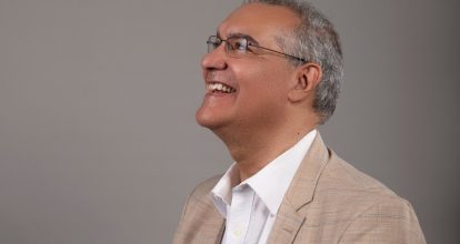 Candidato Tomas Hungría propone reducción del itbis