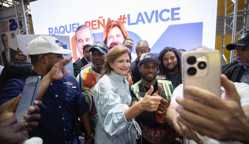 Raquel Peña: Los motoconchistas estaban olvidados, hoy tienen seguro de salud
