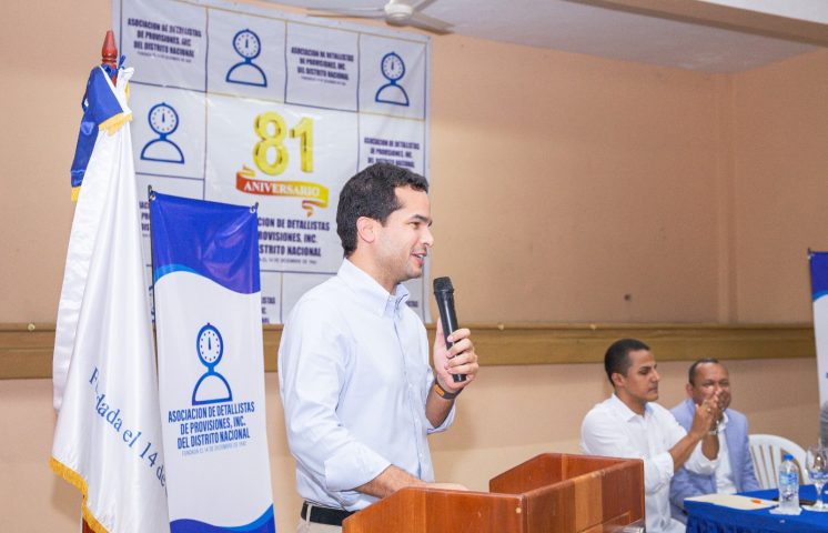 Asociación de Detallistas del DN valora propuestas de Omar Fernández
