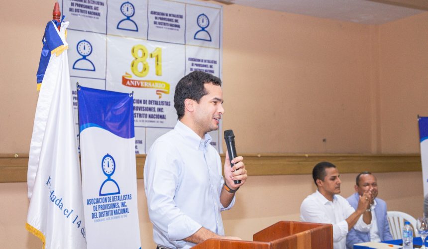 Asociación de Detallistas del DN valora propuestas de Omar Fernández