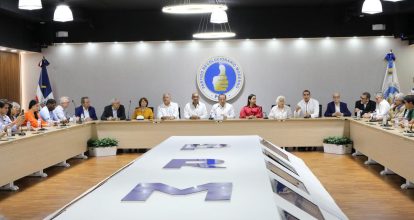 PRM recibe a 72 observadores internacionales, entre ellos cuatro expresidentes