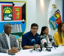 Alcalde Dío Astacio anuncia plan de desmonte de propaganda política en SDE 