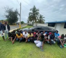 Apresan dominicano ocultó 25 haitianos irregulares se refugiaban en hotel de Villa Francisca