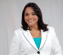 Diulka Pérez continúa enumerando líderes políticos que deben retirarse del ejercicio