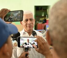 Ricardo de los Santos destaca civismo y llama a la ciudadanía a votar