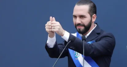 El Salvador felicita a Abinader por su reelección en RD