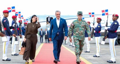 Presidente Abinader regresa al país tras su viaje oficial a Europa