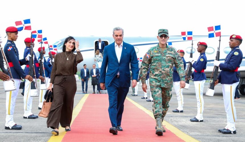 Presidente Abinader regresa al país tras su viaje oficial a Europa