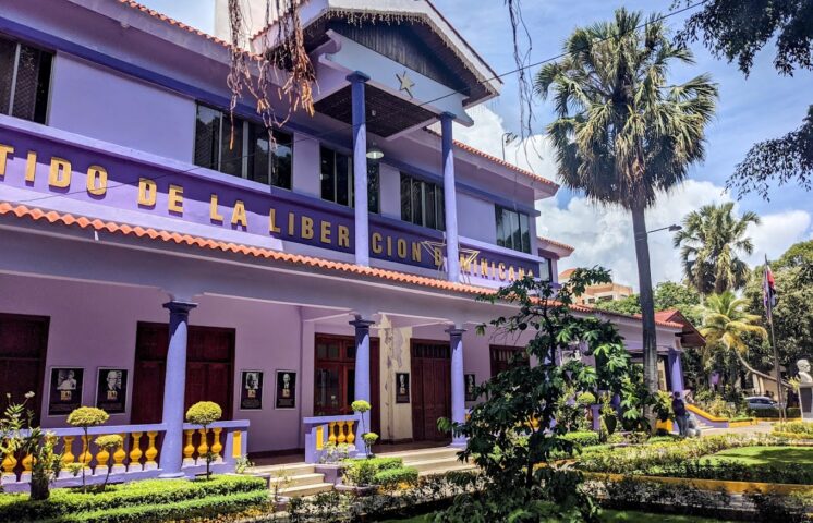 Comité Central PLD se inscriben para integrar la Comisión Organizadora del X Congreso Ordinario del PLD