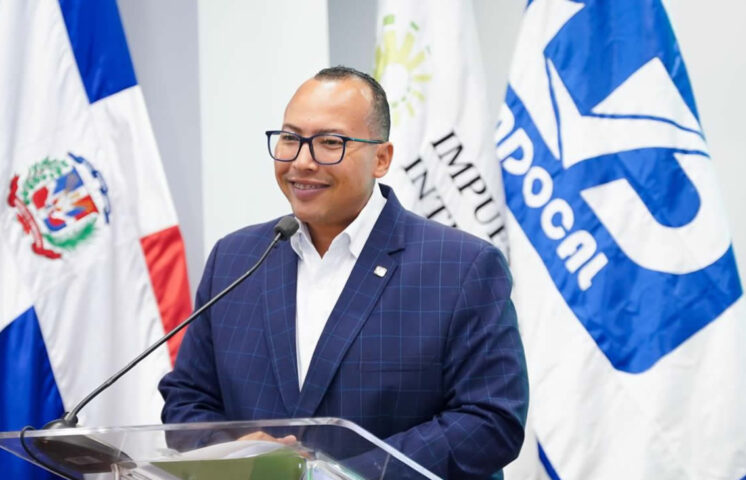 Abinader emite decreto 314-24 que designa a Lorenzo David Ramírez Uribe como director general de Pasaportes