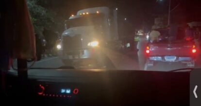 Hombre muere aplastado por una yipeta en Azua cuando supuestamente corría a miembros ERD
