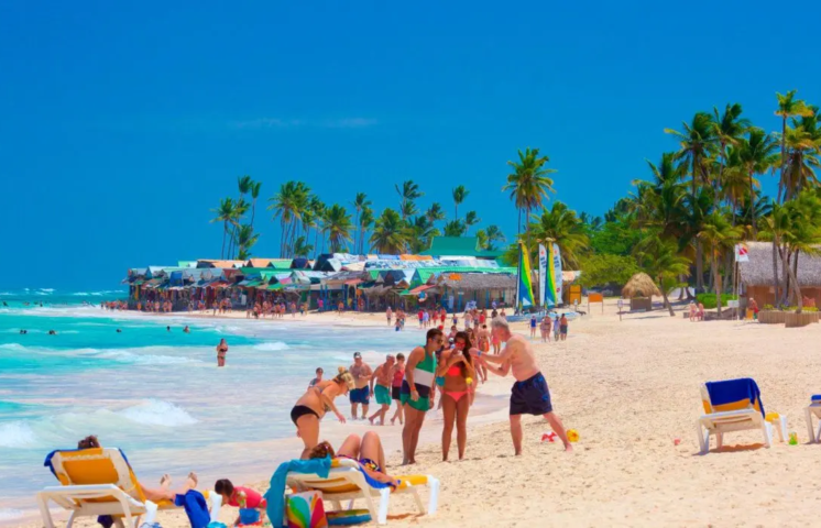 RD recibe más de 5 millones de visitantes en primeros 5 meses y proyecta 11.5 para 2024