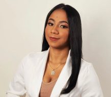 Periodista María Jiménez lamenta la juventud pierda su rumbo por encajar en las redes sociales