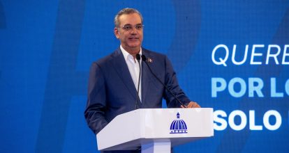 Presidente Abinader presenta el ahorro que representa para las familias el Sistema Nacional de Transporte Estudiantil