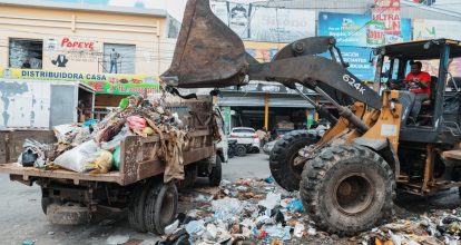 Alcaldía del DN realiza amplio operativo de limpieza