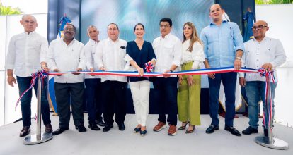 Primera dama y Fellito Suberví inauguran múltiples obras en el sector El Caliche para más de 2,500 habitantes
