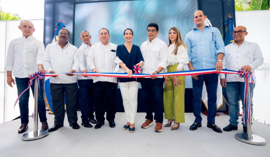 Primera dama y Fellito Suberví inauguran múltiples obras en el sector El Caliche para más de 2,500 habitantes