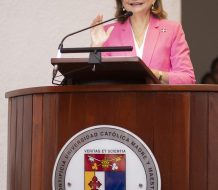 Vicepresidenta enfatiza que la transformación del país comienza en las aulas y es responsabilidad de todos